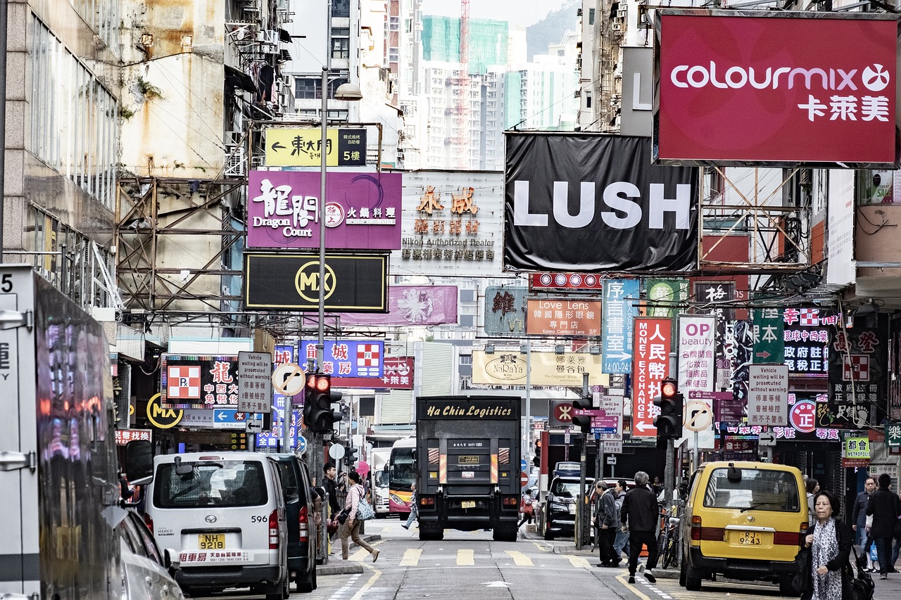 谁料皇榜中状元——香港现代精英的逆袭之路