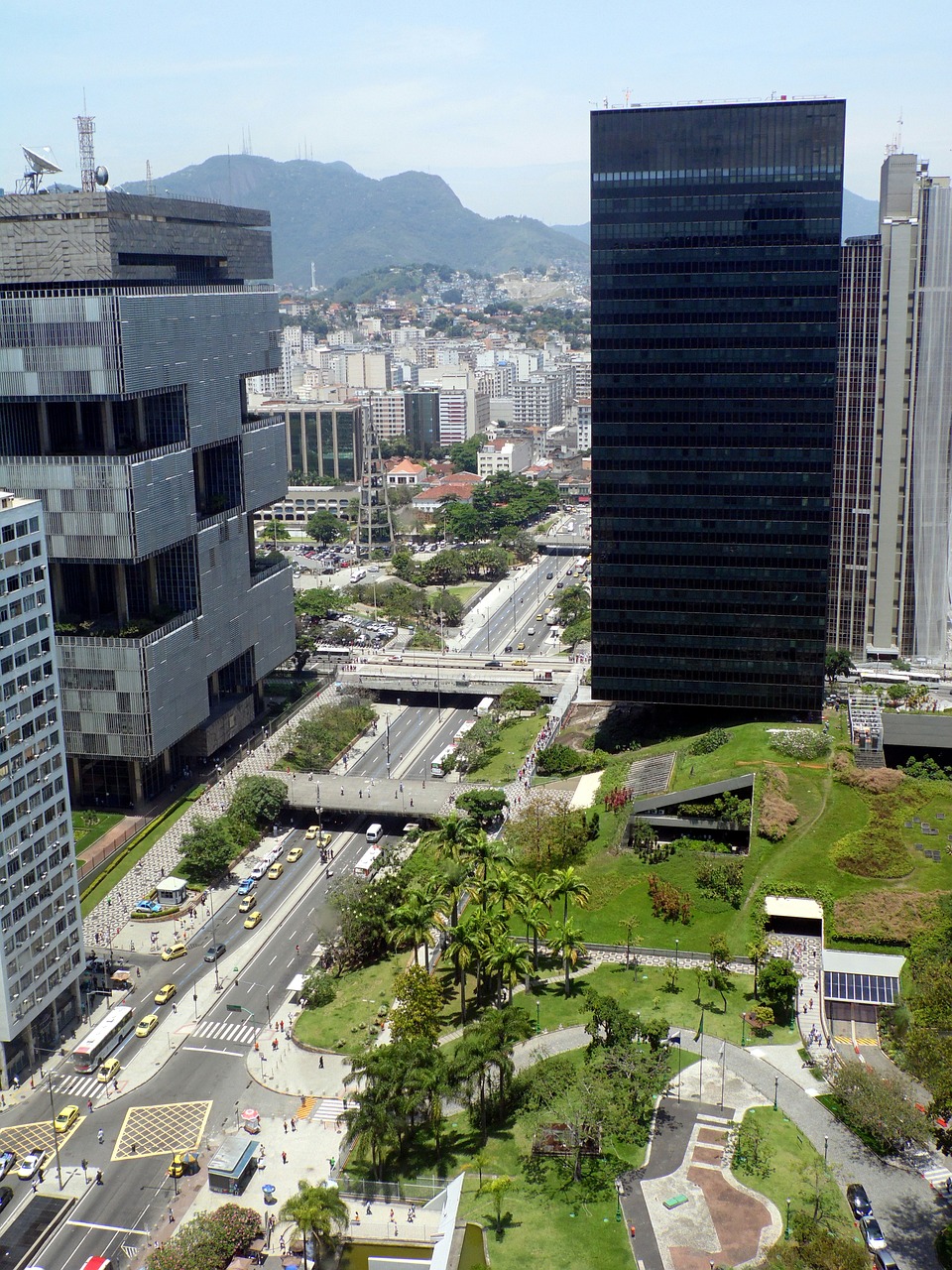 黄土高原上的都市梦，香港，我的异域繁华居所